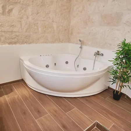 La 1909 Nocleg ze śniadaniem Trani