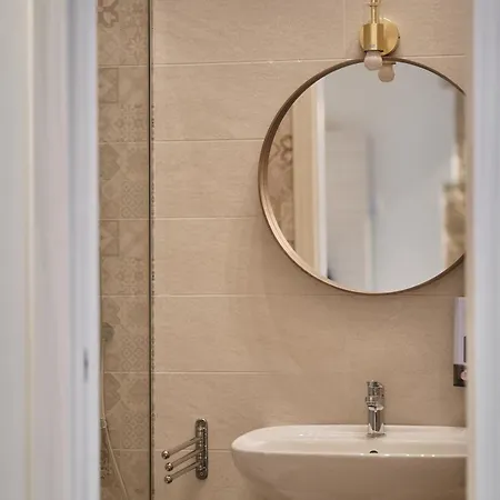 La 1909 Nocleg ze śniadaniem 3*