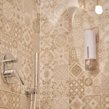 La 1909 Nocleg ze śniadaniem Trani